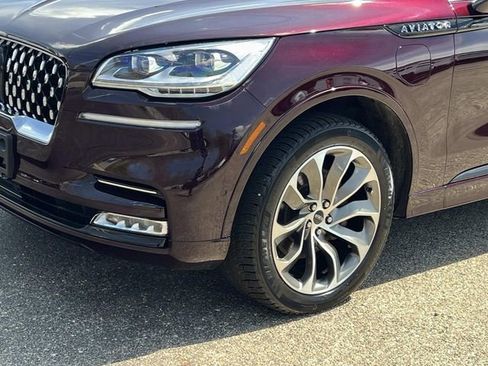 Used 2023 Lincoln Aviator Grand Touring w/ Equipment Group 301A image 9