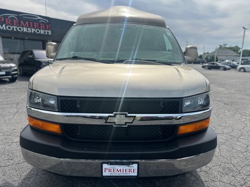 Used 2008 Chevrolet Express 1500 w/ Preferred Equipment Group RWD image 9