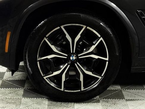 Used 2024 BMW X3 sDrive30i w/ Premium Package RWD image 10