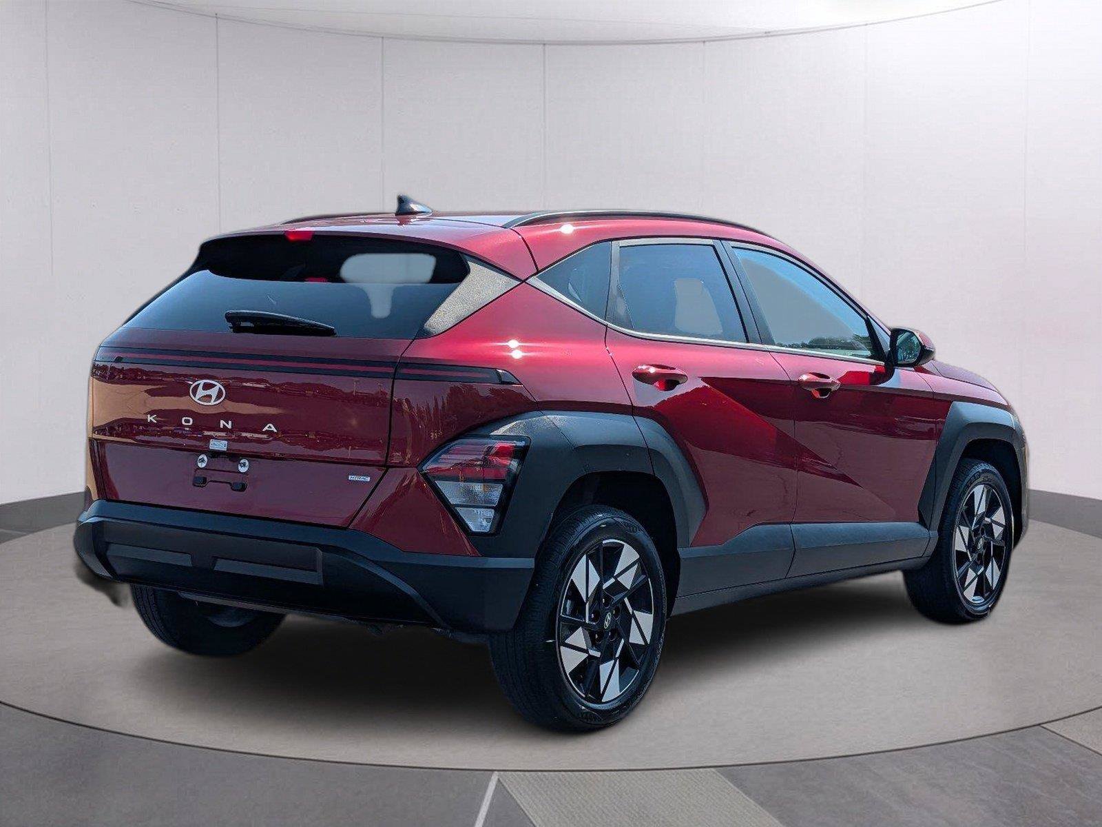 Used 2025 Hyundai Kona SEL AWD/4WD image 5
