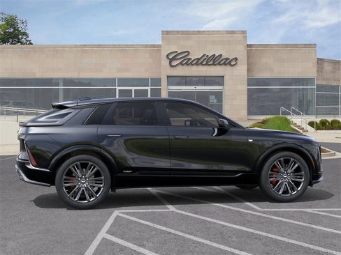 New 2026 Cadillac Lyriq V w/ Exterior Carbon Fiber Package image 5