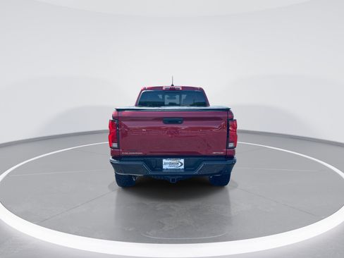 Used 2024 Chevrolet Colorado ZR2 w/ Technology Package AWD/4WD image 8
