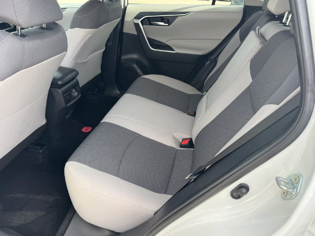 Used 2024 Toyota RAV4 XLE w/ Convenience Package AWD/4WD image 17
