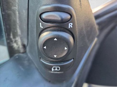 Used 2005 Saab 9-3 Arc FWD image 24