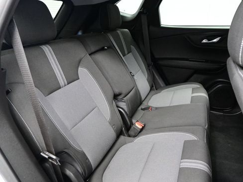 New 2025 Chevrolet Blazer LT w/ Convenience Package FWD image 31