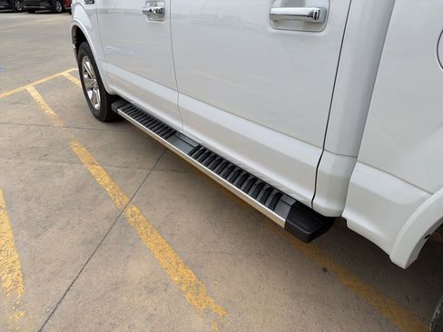 Used 2019 Ford F150 Lariat w/ Equipment Group 502A Luxury image 15