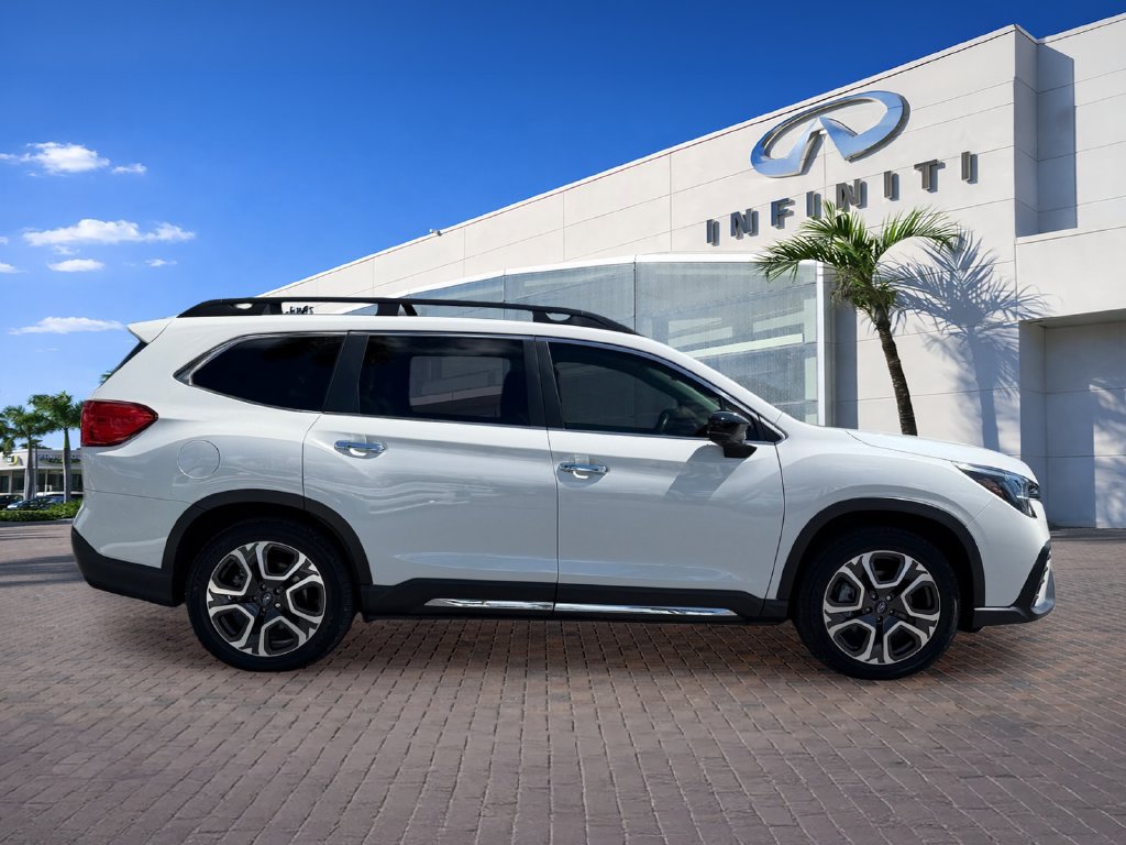Used 2024 Subaru Ascent Touring AWD/4WD image 8