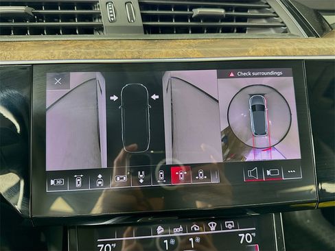 Used 2019 Audi e-tron Prestige w/ Prestige Package image 47