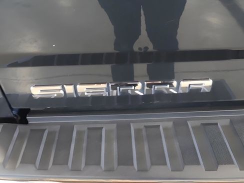 Used 2018 GMC Sierra 1500 SLT image 27