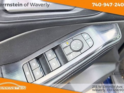 Used 2024 Nissan Rogue SV image 15