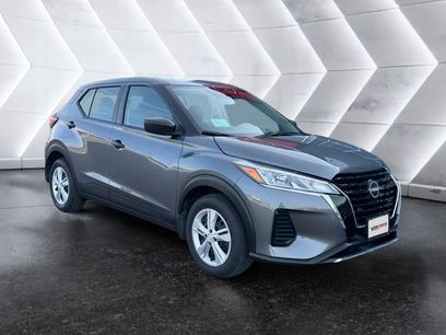 Used 2025 Nissan Kicks Play S
