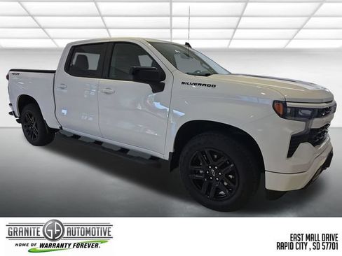 Used 2024 Chevrolet Silverado 1500 RST w/ Rally Edition AWD/4WD image 8