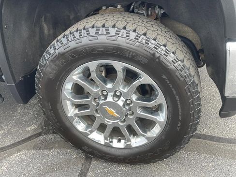 Certified 2024 Chevrolet Silverado 2500 LTZ w/ LTZ Plus Package image 5