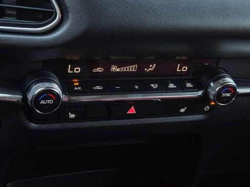 Certified 2024 MAZDA CX-30 AWD 2.5 S w/ Preferred Package image 20