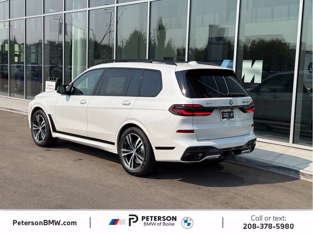 New 2027 BMW X7 M60i AWD/4WD image 3