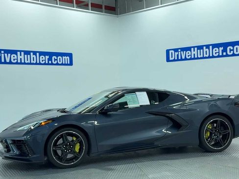 Used 2021 Chevrolet Corvette Stingray Preferred Cpe w/ Z51 Performance Package RWD image 5