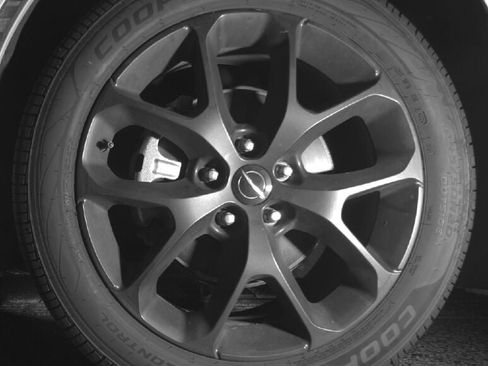 Used 2025 Chrysler Pacifica Limited FWD image 9