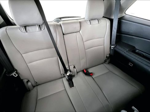 Used 2017 Honda Pilot EX-L image 39