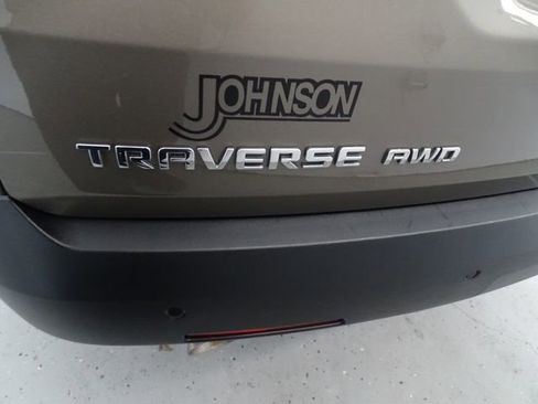 Used 2020 Chevrolet Traverse LT AWD/4WD image 26