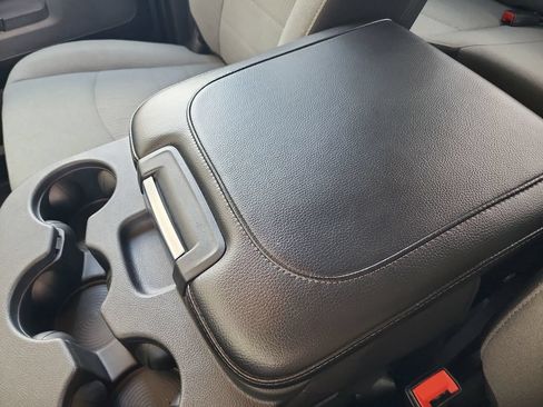Used 2024 RAM 1500 Classic SLT RWD image 30
