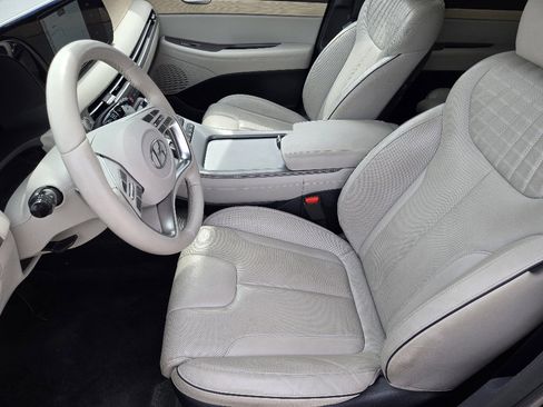 Used 2024 Hyundai Palisade Limited image 18