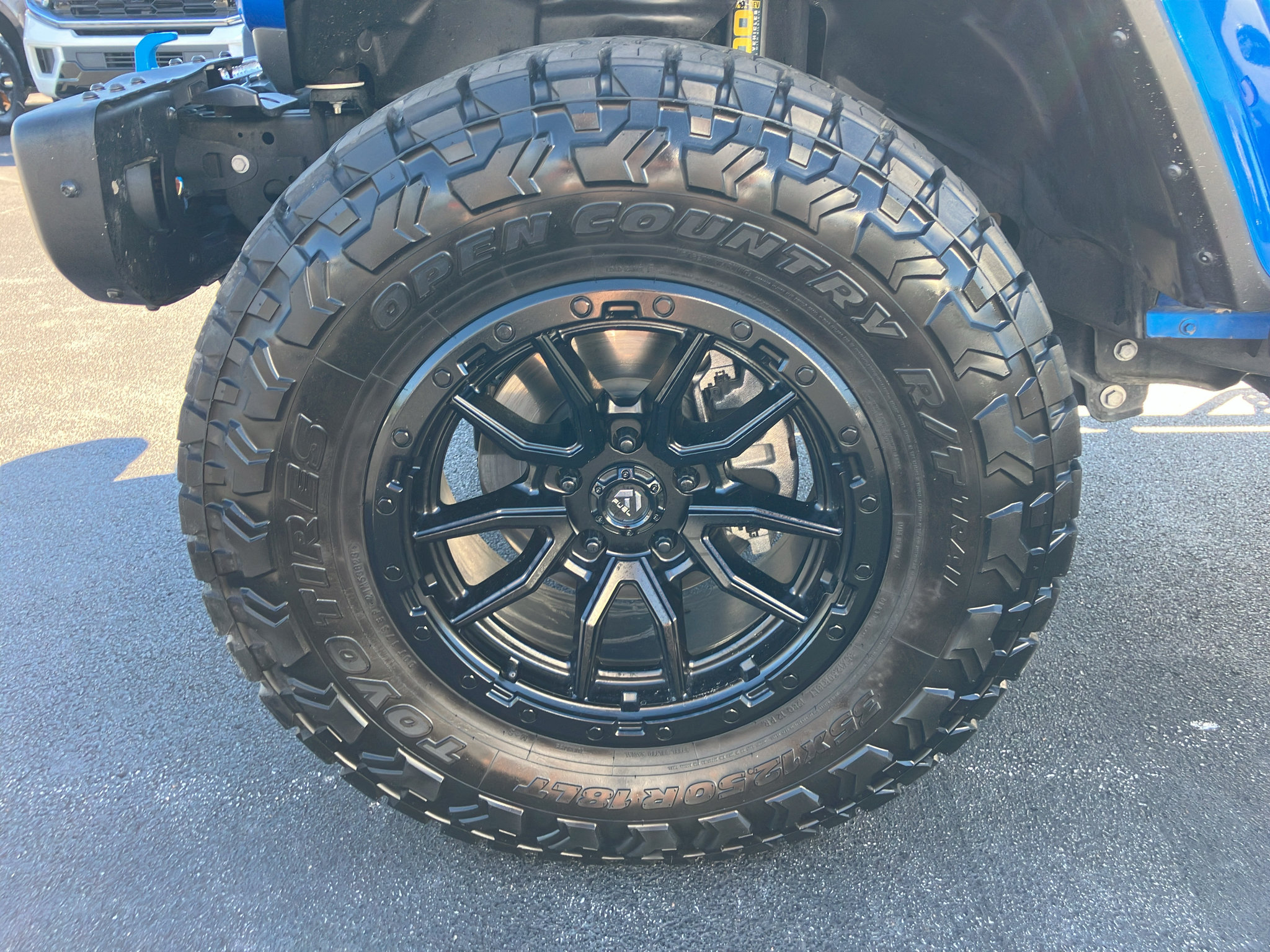Used 2024 Jeep Wrangler Unlimited Rubicon 4xe AWD/4WD image 11