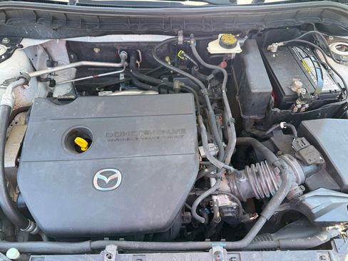 Used 2011 MAZDA MAZDA3 s Sport FWD image 16