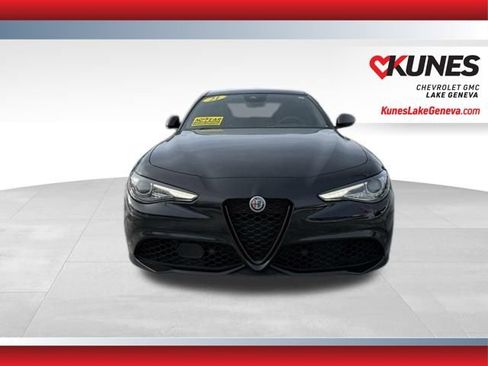 Used 2021 Alfa Romeo Giulia Ti Sport image 12