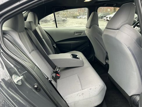 Certified 2024 Toyota Corolla SE w/ SE Package image 14