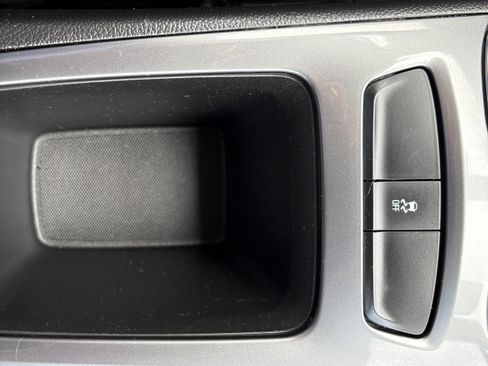 Used 2017 Chevrolet Cruze LT w/ Convenience Package FWD image 41