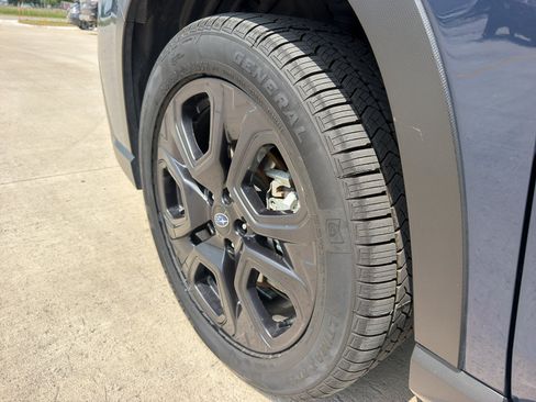 Used 2023 Subaru Ascent Onyx Edition Limited AWD/4WD image 9