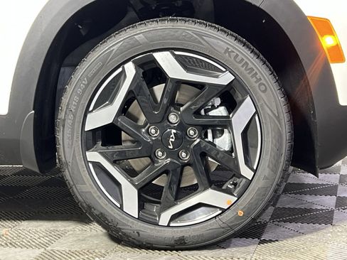 New 2026 Kia Seltos SX image 10
