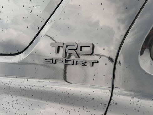 Used 2025 Toyota 4Runner 4WD image 15