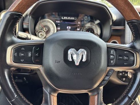 Used 2022 RAM 1500 Limited AWD/4WD image 30