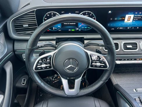 Certified 2023 Mercedes-Benz GLS 450 4MATIC image 32