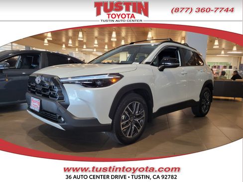 Certified 2026 Toyota Corolla Cross XLE w/ Convenience Package FWD image 1