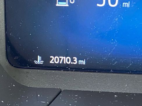 Certified 2025 Ford Escape Platinum image 17