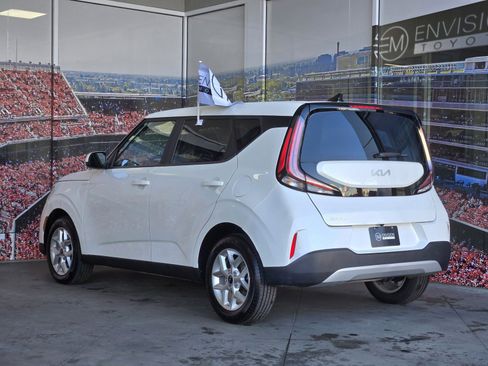 Used 2024 Kia Soul LX w/ Option Group 015 image 6