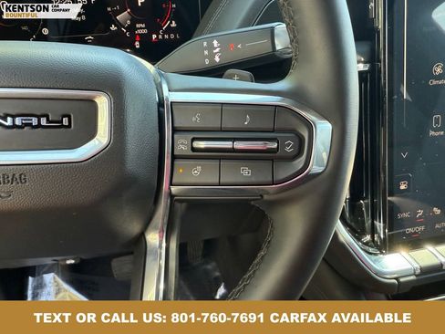 Used 2025 GMC Yukon XL Denali AWD/4WD image 15