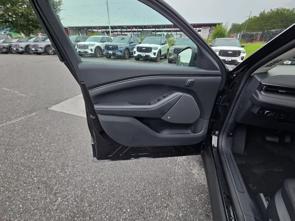 New 2026 Ford Mustang Mach-E Premium AWD/4WD image 17