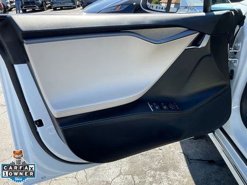 Used 2018 Tesla Model S 75D image 23