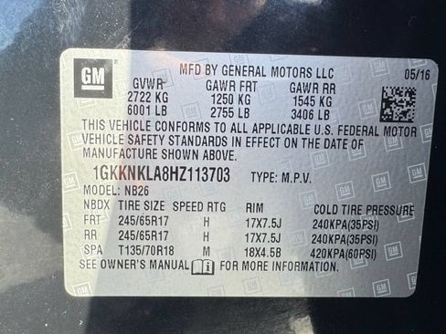 Used 2017 GMC Acadia SLE FWD image 16