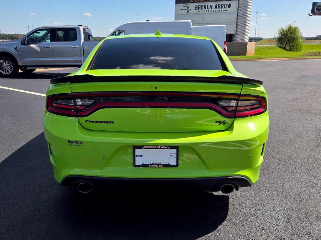 Used 2023 Dodge Charger R/T w/ Blacktop Package RWD image 8