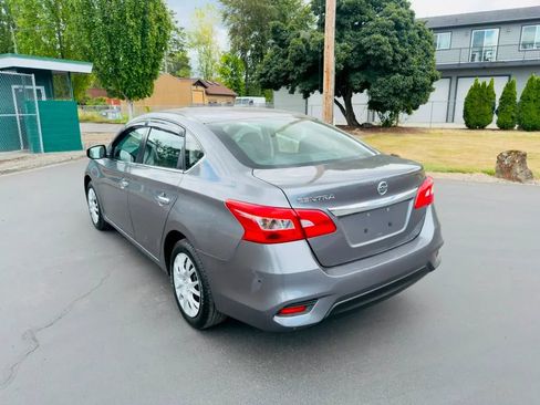 Used 2019 Nissan Sentra S FWD image 3