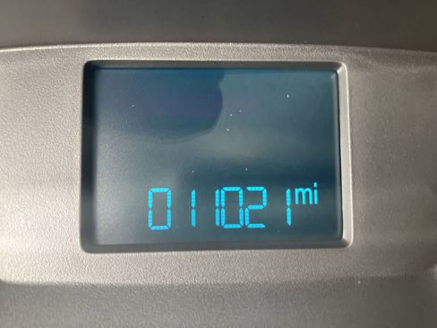 Used 2017 Ford Transit 150 130 Medium Roof RWD image 25
