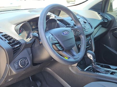 Used 2018 Ford Escape S image 10