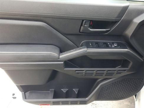 Used 2024 Toyota Tacoma SR image 16