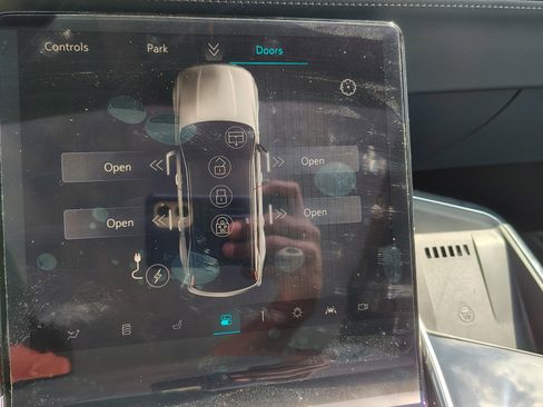 New 2025 Cadillac Escalade IQ Luxury 2 image 25