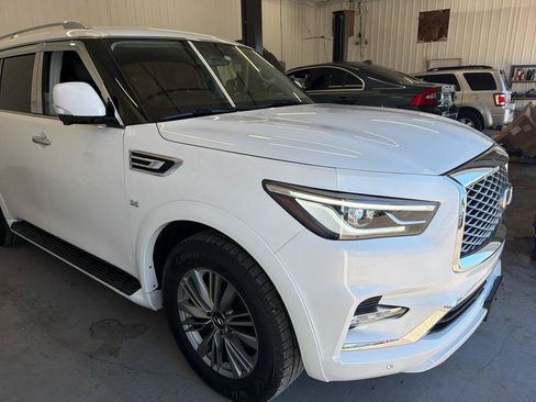 Used 2019 INFINITI QX80 Luxe RWD image 6