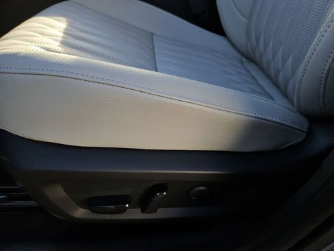 New 2026 Mitsubishi Outlander SEL image 24